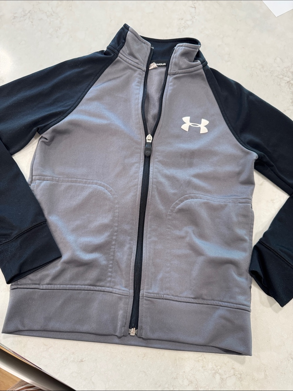 Under Armour Youth XS Zippered Jacket